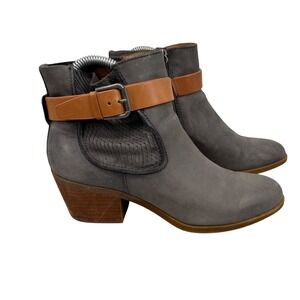 Comfortiva Karen Grey Leather Ankle Boot Tan Buckle Strap Pillowtop Heel 7M Boho